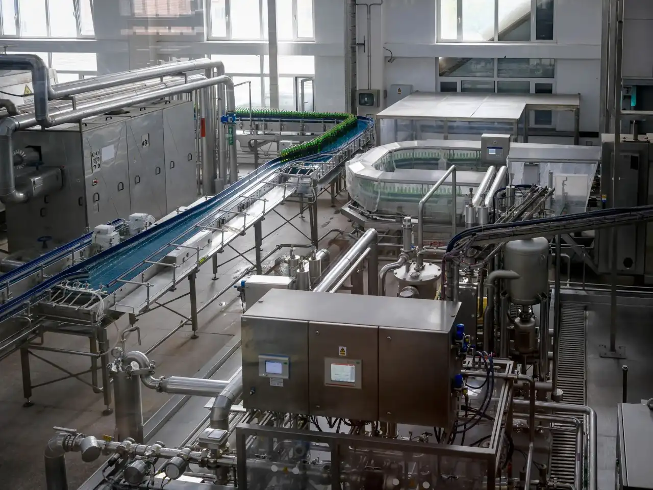 工业控制器选型指南:PLC模块核心参数与适配场景分析