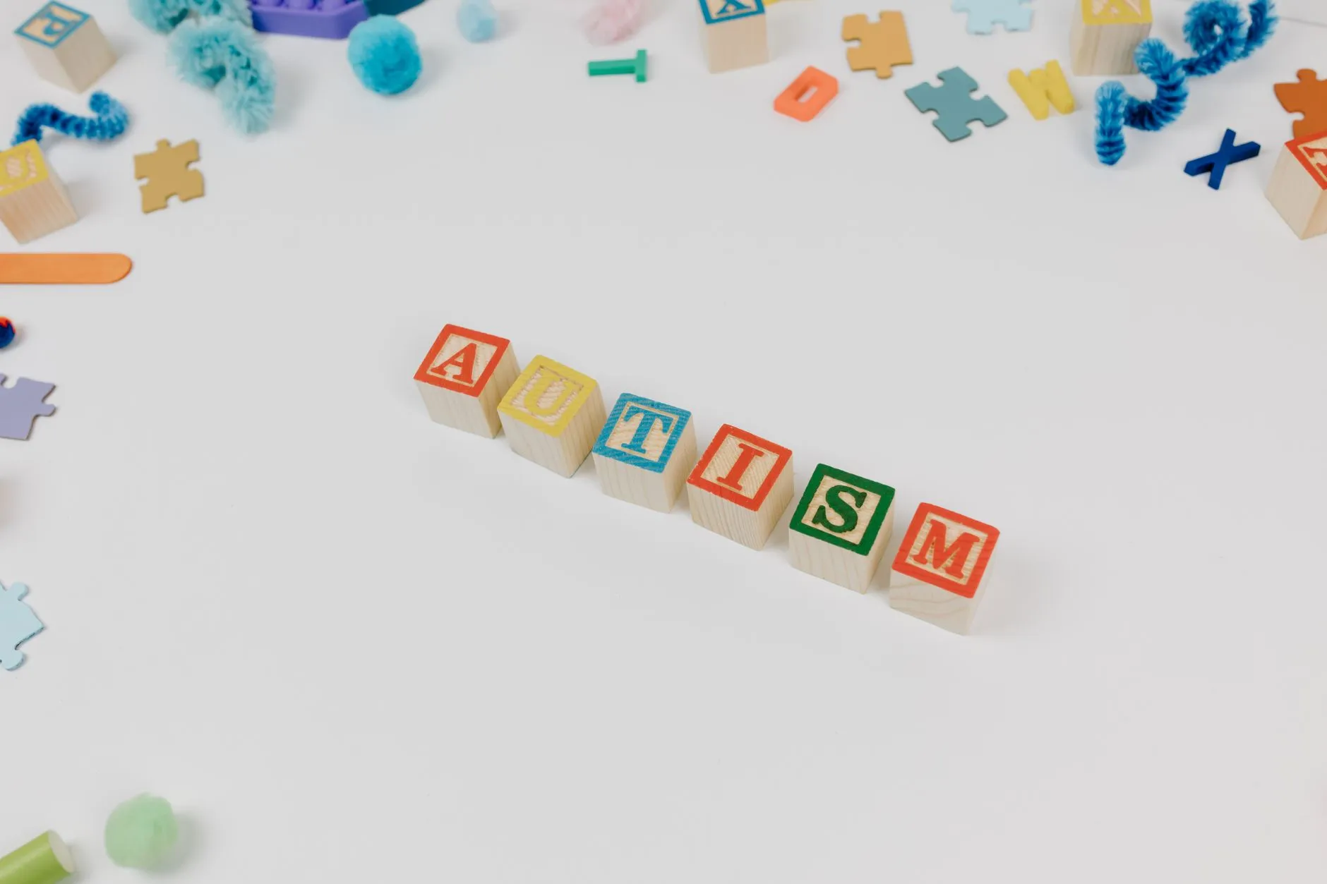 坎泽鑫PLC模块在华中制造企业设备控制中的应用案例